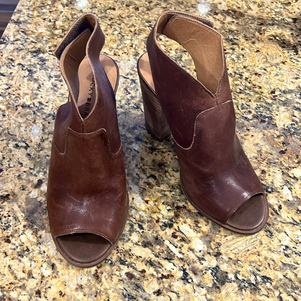 Lucky Brand shoes